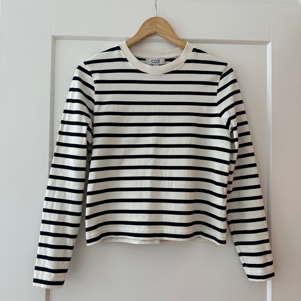 Cos long sleeved t shirt